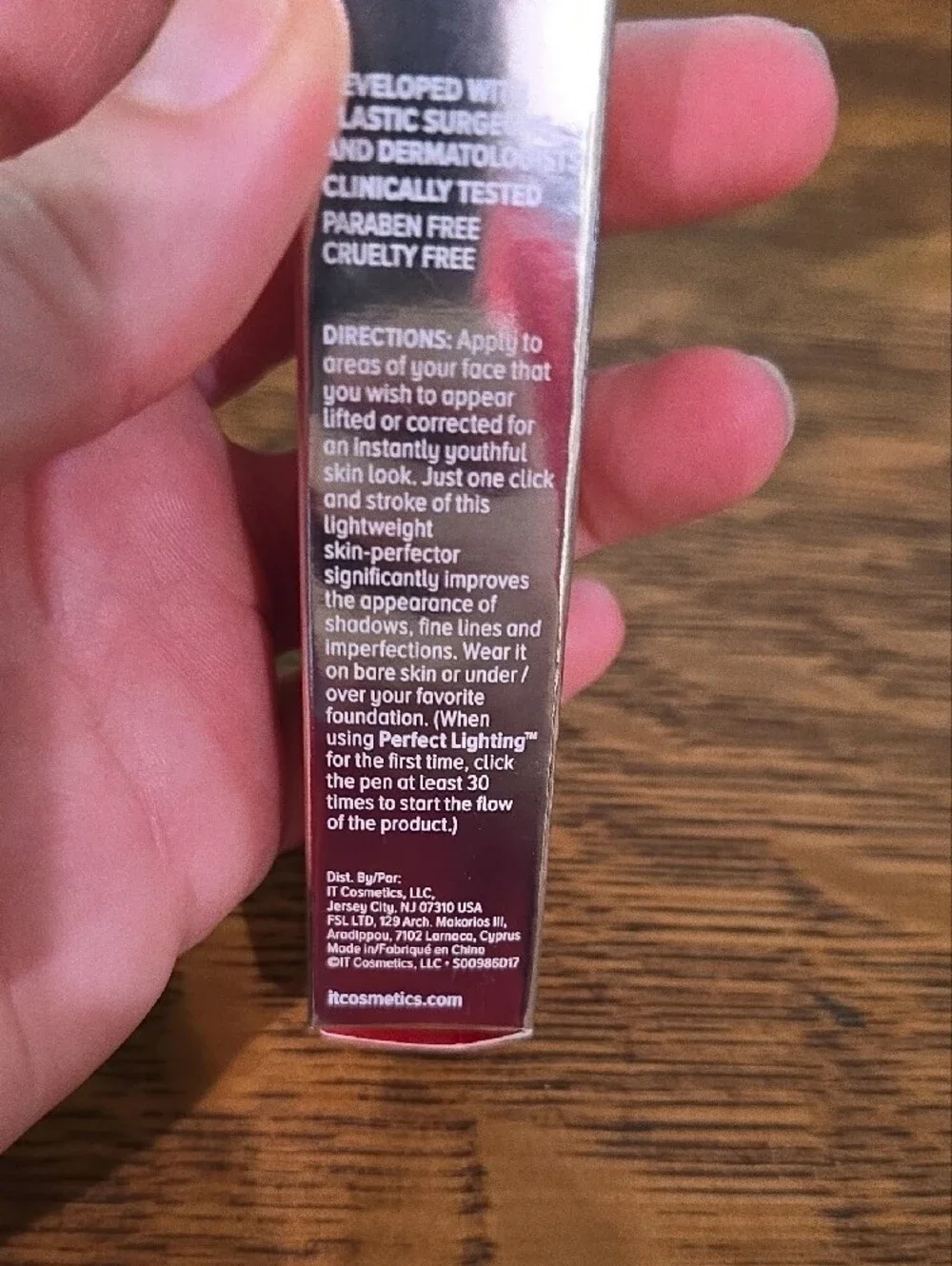 IT Cosmetics Perfect Lighting Radiant Touch Magic Wand - Radiant Light